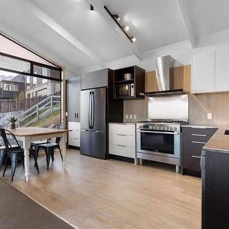 Lakeview Home Retreat At Queenstown Hill Luaran gambar