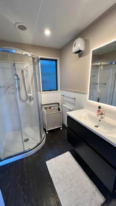Lakeview Home Retreat At Queenstown Hill Luaran gambar
