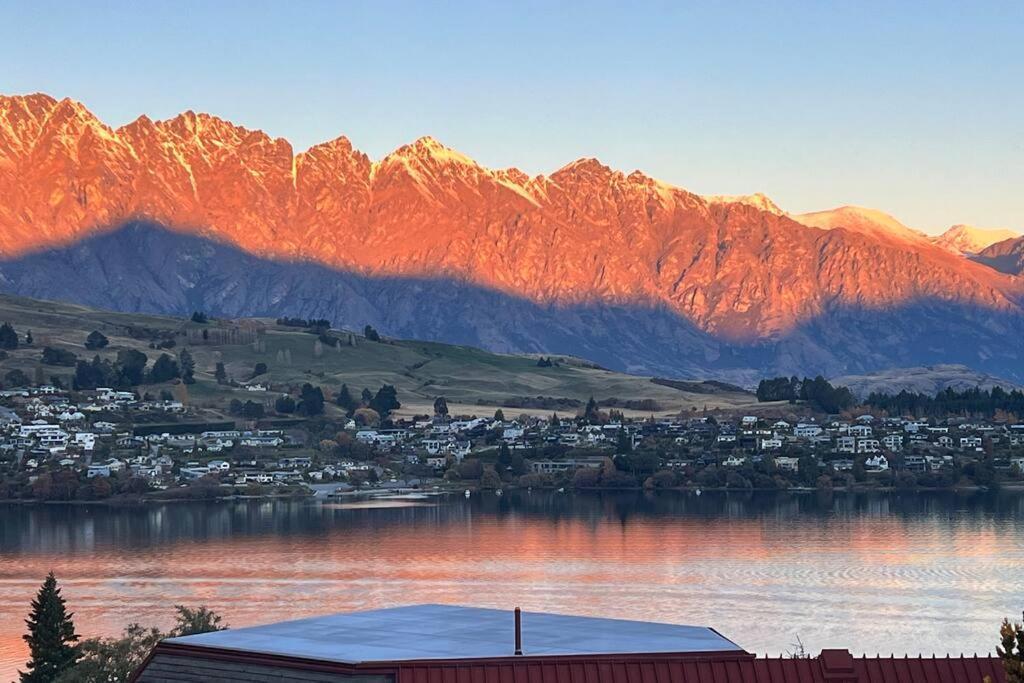 Lakeview Home Retreat At Queenstown Hill Luaran gambar